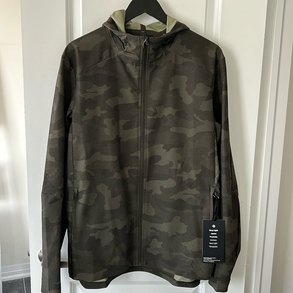 Lululemon Light Jacket - Picture 3 of 8